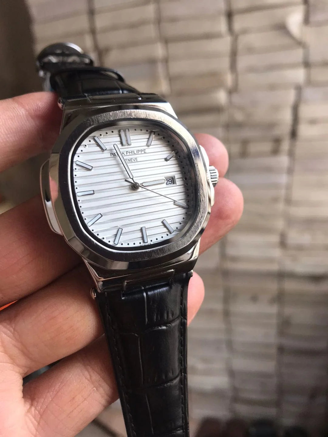 PATEK PHILLIPE | QUARTZ | LEATHER STRAP | GREY DIAL